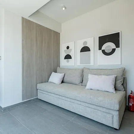 Sky-high Penthouse W. Stunning Views - 04 Chania (Crete)
