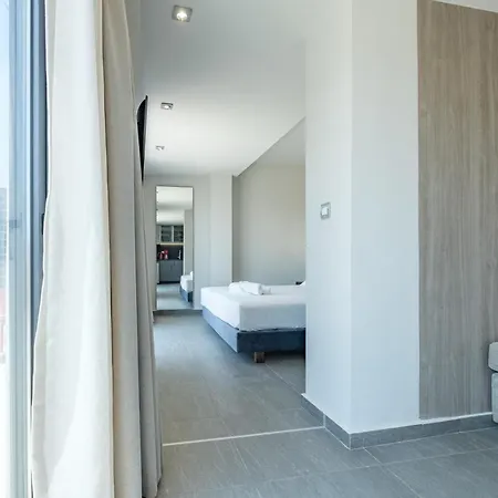 דירה Sky-high Penthouse W. Stunning Views - 04 חאניה