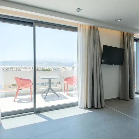 Sky-high Penthouse W. Stunning Views - 04 דירה *