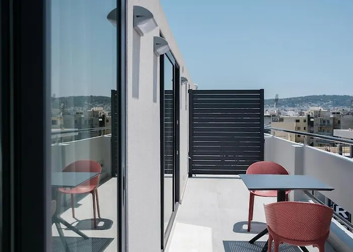 Sky-high Penthouse W. Stunning Views - 04 아파트 *