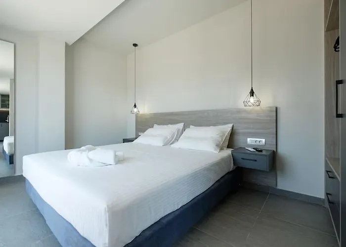 아파트 Sky-high Penthouse W. Stunning Views - 04 하니아