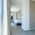 Sky-high Penthouse W. Stunning Views - 04
