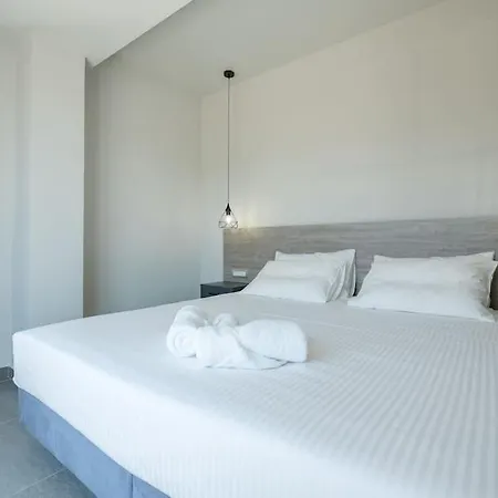 Sky-high Penthouse W. Stunning Views - 04