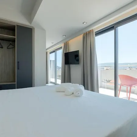 Sky-high Penthouse W. Stunning Views - 04 La Canea