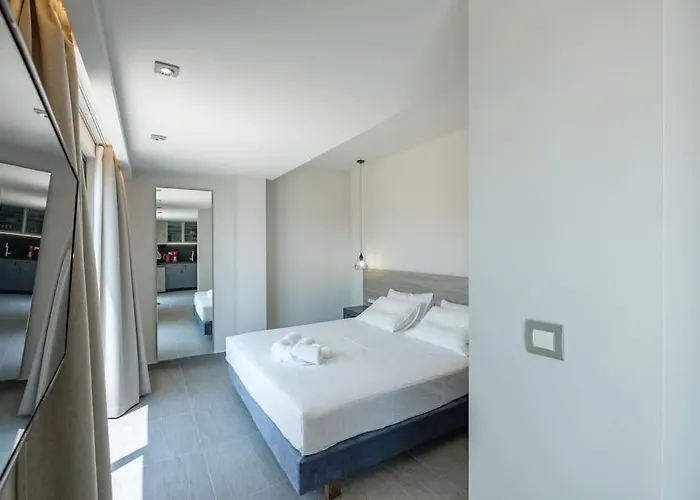 Sky-high Penthouse W. Stunning Views - 04 アパート ハニア